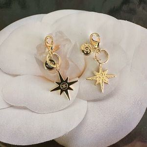 ๐Chanel 2022 Holiday star charms๐